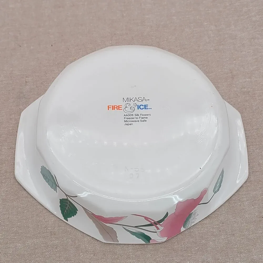 Vtg Mikasa Fire & Ice Silk Flowers Covered Casserole Dish 80's Glass Lid AA009